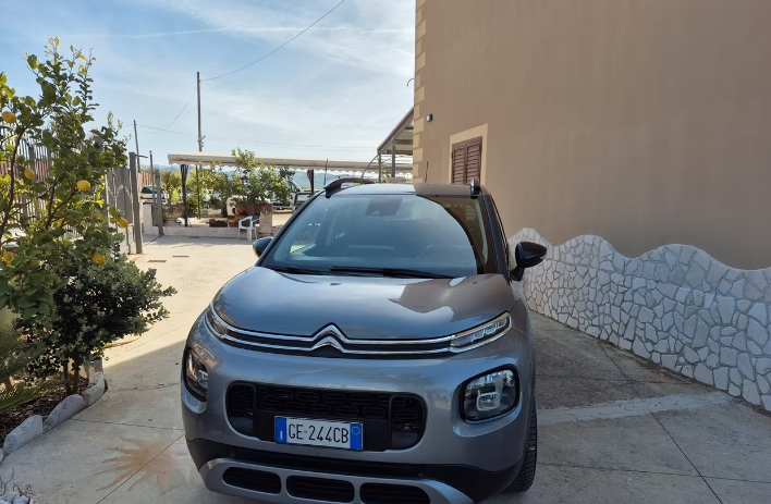 Citroen C3 Aircross BlueHDi 100 S&S Live - immagine 11