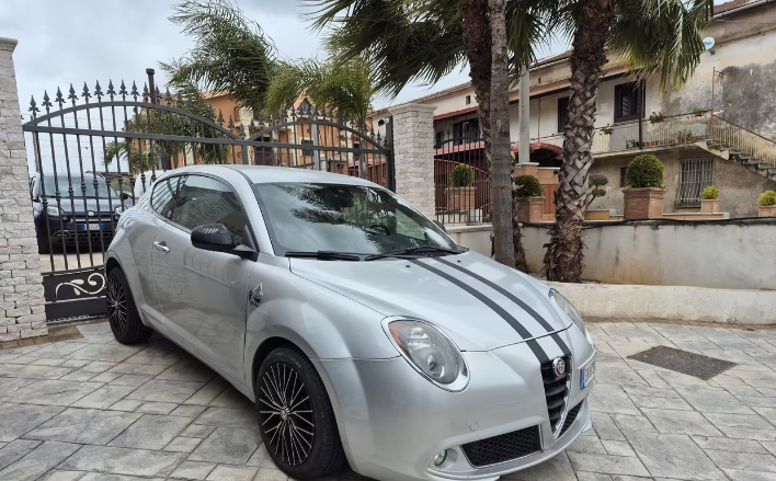 Alfa Romeo MiTo 1.3 JTDm 85 CV S&S Distinctive - immagine 5