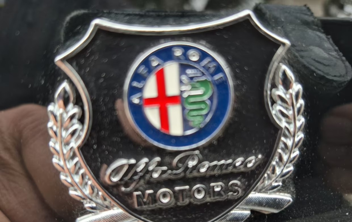 Alfa Romeo MiTo 1.3 JTDm 85 CV S&S Distinctive - immagine 4