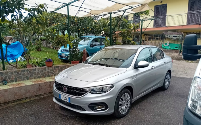 Fiat Tipo 1.6 Mjt 4 porte Lounge - immagine 7
