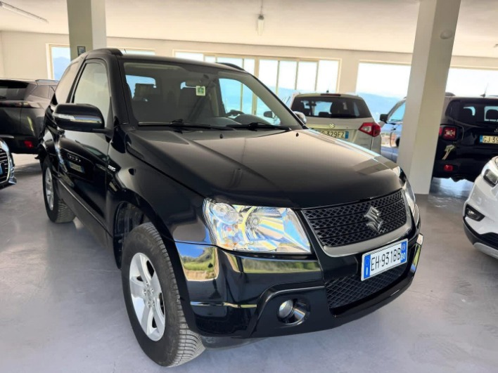 Grand Vitara II 2006 1.9 ddis offroad 3p E5 - immagine 1