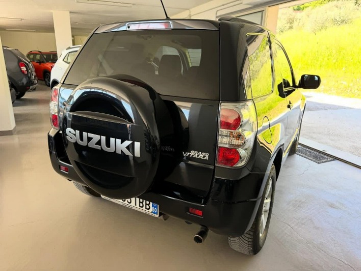 Grand Vitara II 2006 1.9 ddis offroad 3p E5 - immagine 4