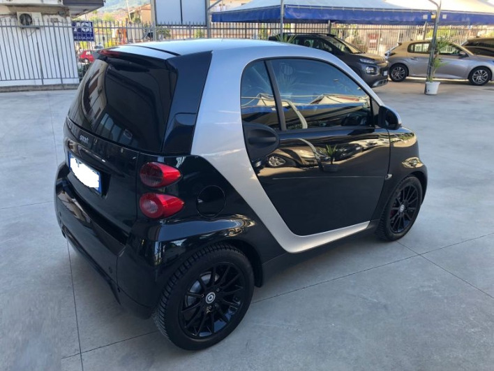 Smart ForTwo 800 CDi Automatica anno 2010 - immagine 5