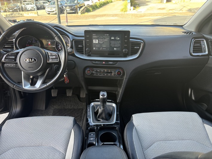 Kia XCeed 1.6 CRDi 115 CV Style - 2021 - immagine 14
