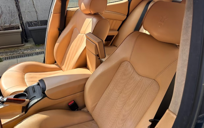 Maserati Quattroporte 4.2 V8 - immagine 11
