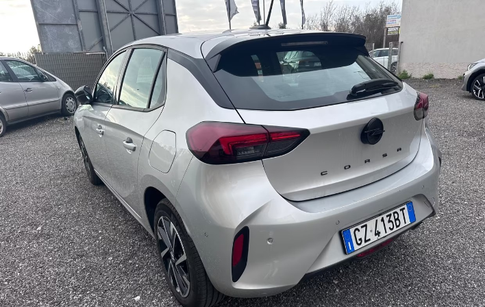 Opel Corsa 1.2 100 CV GS - immagine 7