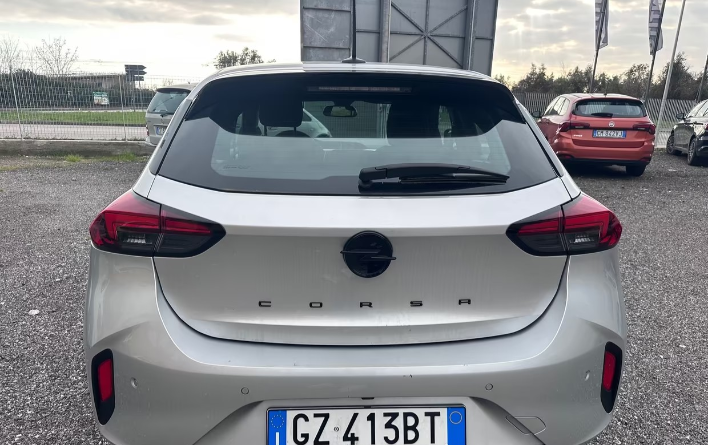 Opel Corsa 1.2 100 CV GS - immagine 9