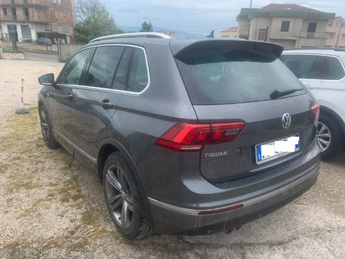 Volkswagen Tiguan RLine 1.6 TDI 116 CV - immagine 2