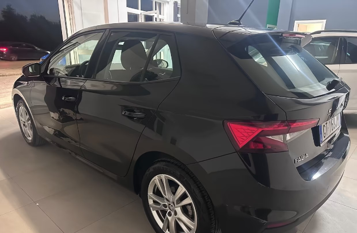 Skoda Fabia 1.0 MPI 80 CV Monte Carlo - immagine 12