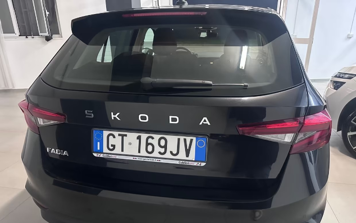Skoda Fabia 1.0 MPI 80 CV Monte Carlo - immagine 11