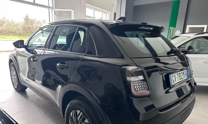 Fiat 600 Hybrid 110 CV DCT MHEV La Prima II - immagine 12