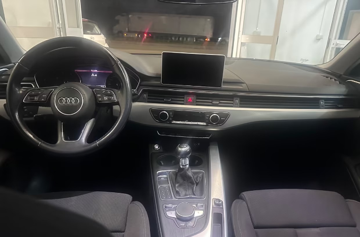 Audi A4 2.0 TDI 190 CV S Line - immagine 5