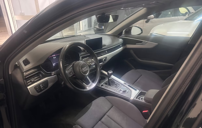 Audi A4 2.0 TDI 190 CV S Line - immagine 8