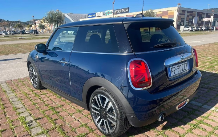 Mini 1.5 Cooper D Hype - immagine 5