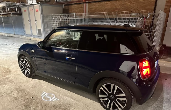 Mini 1.5 Cooper D Hype - immagine 4