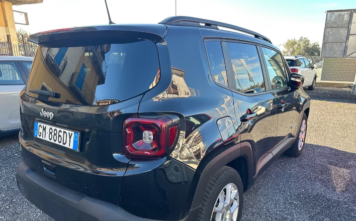 Jeep Renegade 1.5 Turbo T4 MHEV Limited - immagine 11