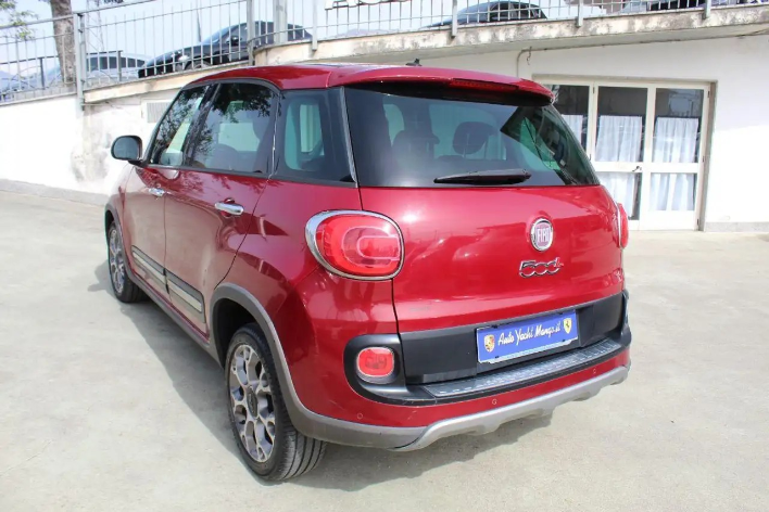 Fiat 500L 1.6 Multijet 105 CV Trekking - immagine 9