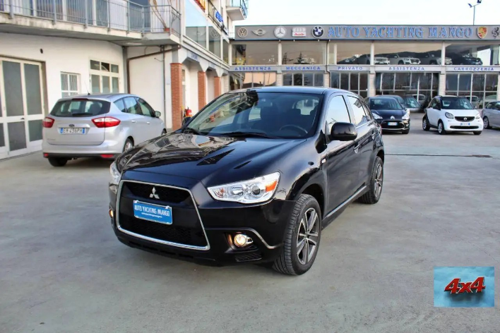 Mitsubishi ASX 1.8 DI-D 150 CV 4WD Invite - immagine 15