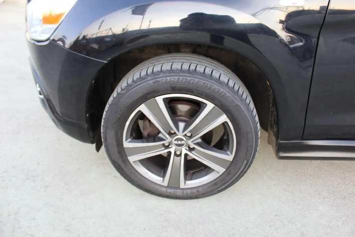 Mitsubishi ASX 1.8 DI-D 150 CV 4WD Invite - immagine 12