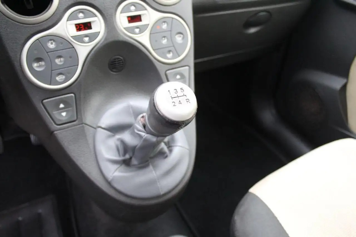 Fiat Panda 1.3 MJT 16V 4x4 Cross - immagine 1