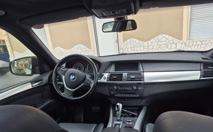 Bmw X5 xDrive40d Futura - immagine 7
