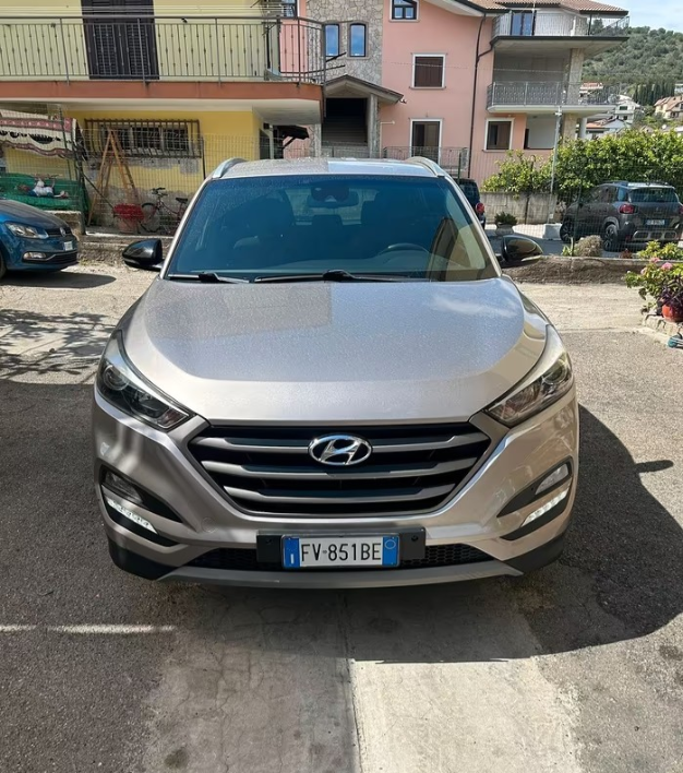 Hyundai Tucson 1.7 CRDi DCT go! - immagine 15