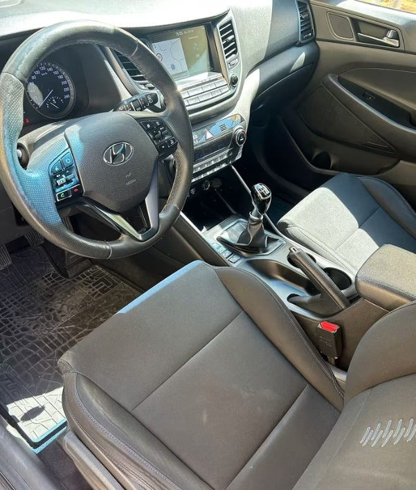 Hyundai Tucson 1.7 CRDi DCT go! - immagine 10