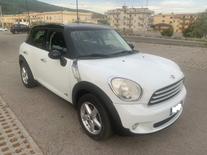 Mini Countryman R60 1.6 all4 112CV - immagine 9