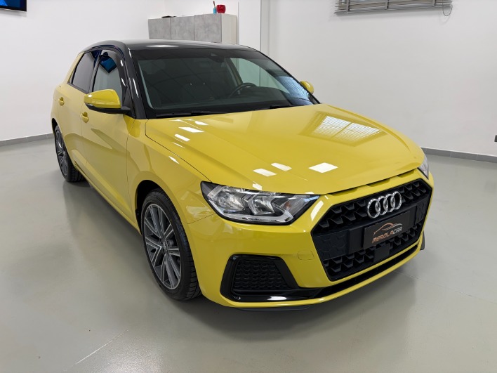 Audi A1 Sportback 1.0 tfsi ultra Admired 95cv - immagine 3