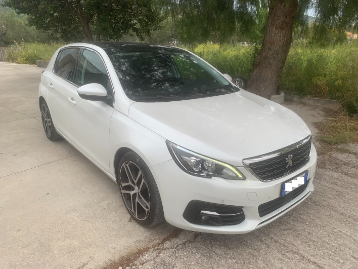 "Disponibile" Peugeot 308 5P 1.5 hdi 130 cv Allure Pack - immagine 5