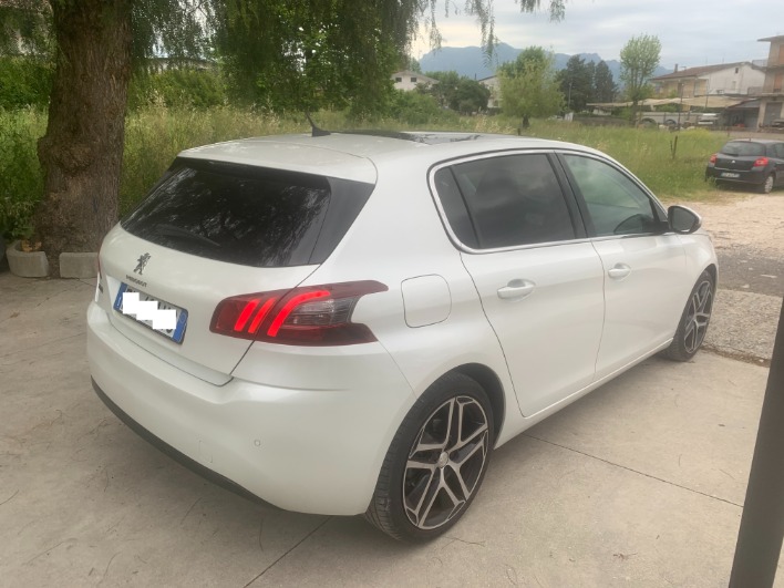 "Disponibile" Peugeot 308 5P 1.5 hdi 130 cv Allure Pack - immagine 7