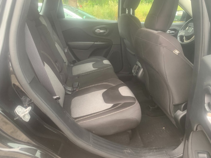 Jeep Cherokee 4x4 2.0 170 CV automatico Longitude - immagine 8