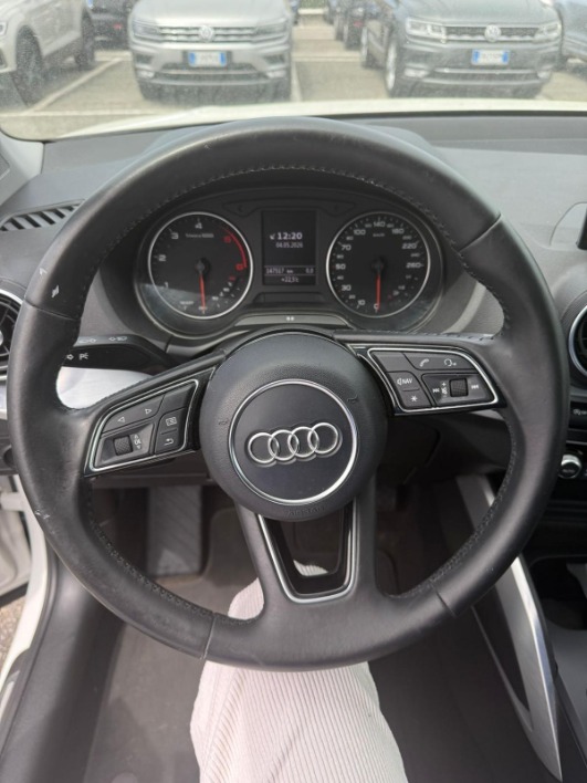 "in Arrivo" Audi Q2 1.6 TDi 116CV Business - immagine 6