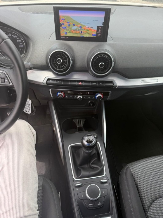 "in Arrivo" Audi Q2 1.6 TDi 116CV Business - immagine 5