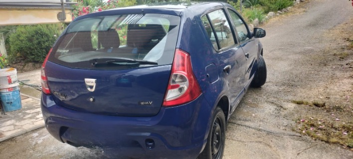 Dacia sandero gpl revisionata e tagliandata - immagine 6