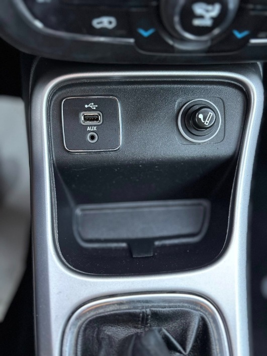 Jeep Compass LONGITUDE - immagine 25