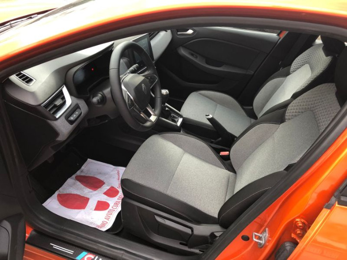 Renault Clio 1.0SCe 65cv anno 2024 - immagine 6