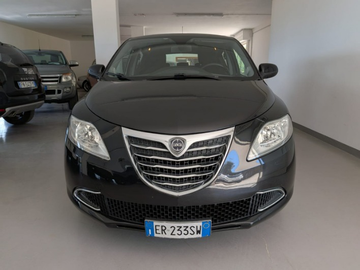 Ypsilon III 2011 1.2 8v Gold 69cv - immagine 1