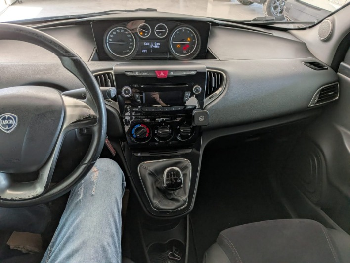 Ypsilon III 2011 1.2 8v Gold 69cv - immagine 6