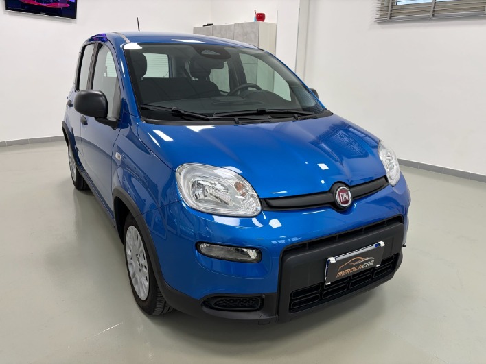 Fiat Panda Pandina III 2025 1.0 firefly hybrid solo 8.000km - immagine 2