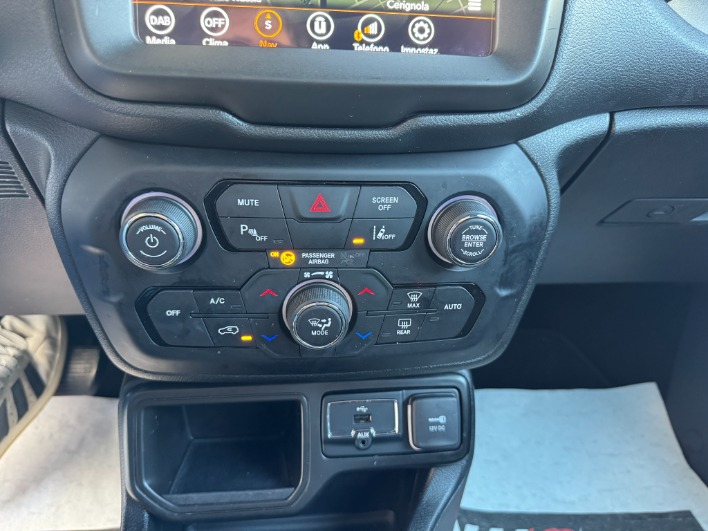 JEEP RENEGADE 1,6 MJT S 2WD 120CV DDCT - immagine 10