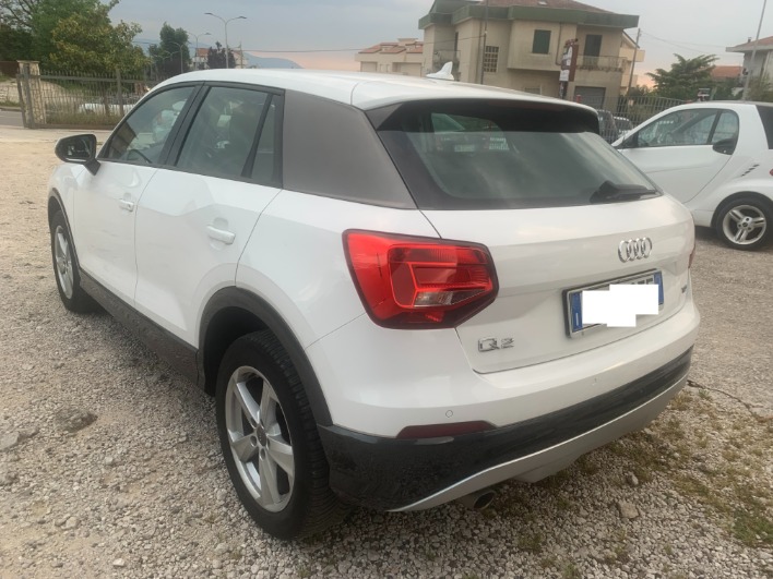 "disponibile" Audi Q2 1.6 TDi 116CV Business - immagine 4