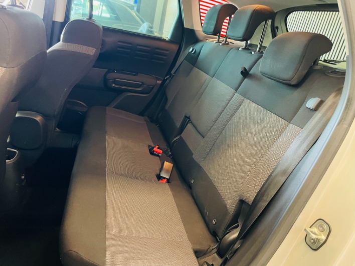 Citroen C3 Aircross 1.5 Bluehdi 100cv Shine S&S - immagine 8