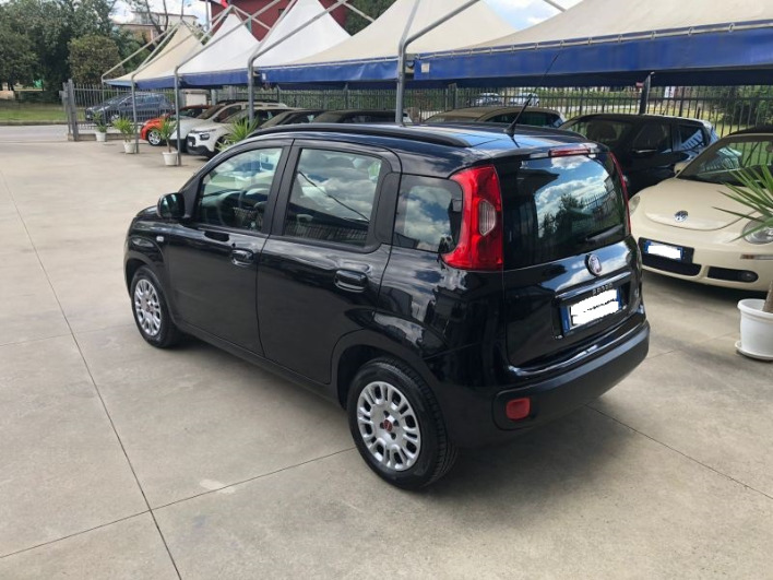 Fiat Panda 1.2i 69cv anno 2013 - immagine 5