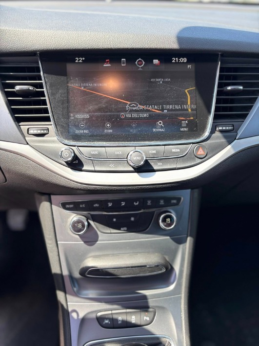 Opel Astra - immagine 28