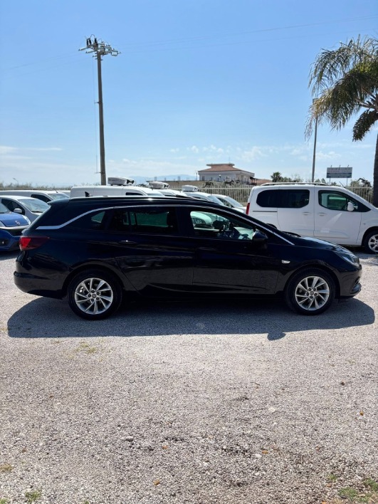 Opel Astra - immagine 6