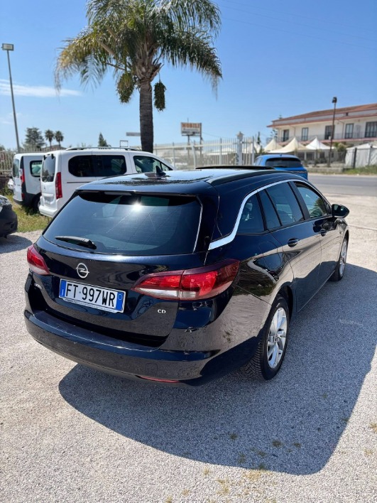 Opel Astra - immagine 9