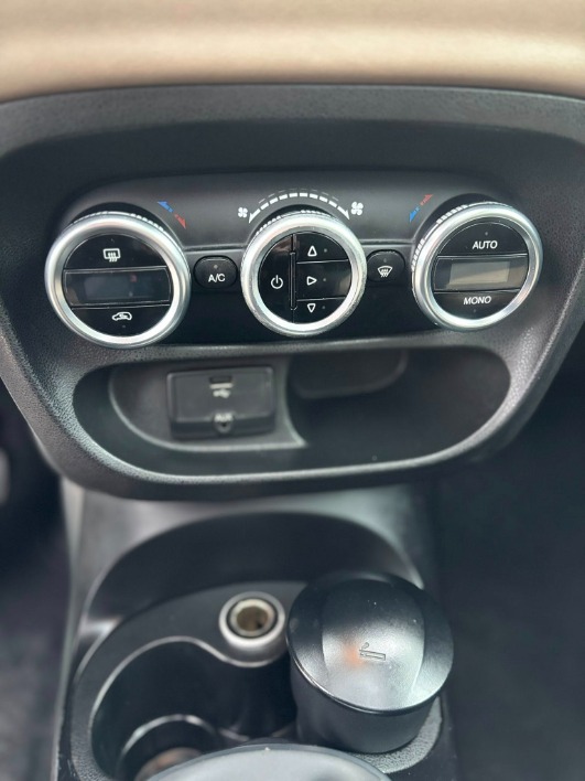 Fiat 500L AUTOMATICA - immagine 29