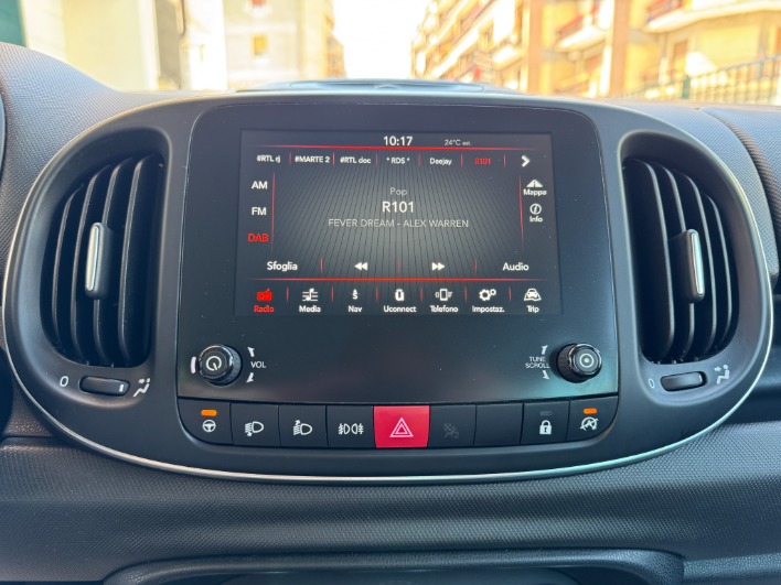 FIAT 500L 1,3 MJT CROSS 95 CV MY17 - immagine 9