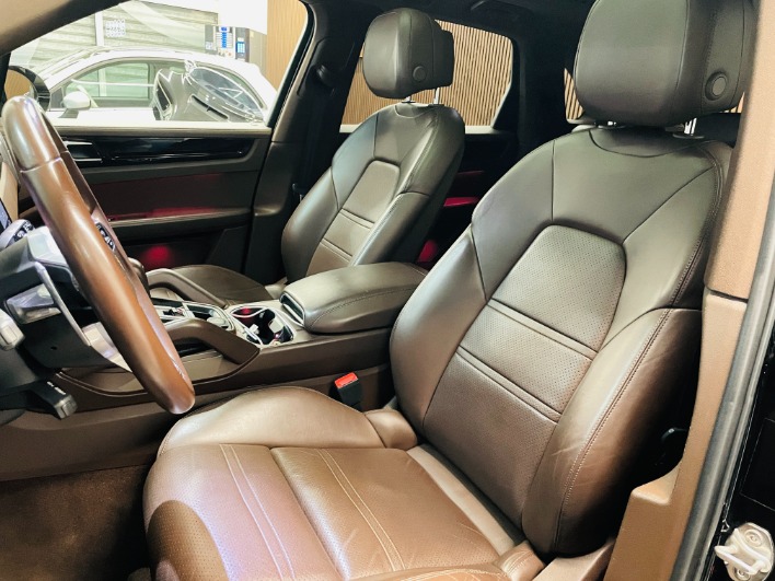 Porsche Cayenne 3.0 340cv Automatica - immagine 19